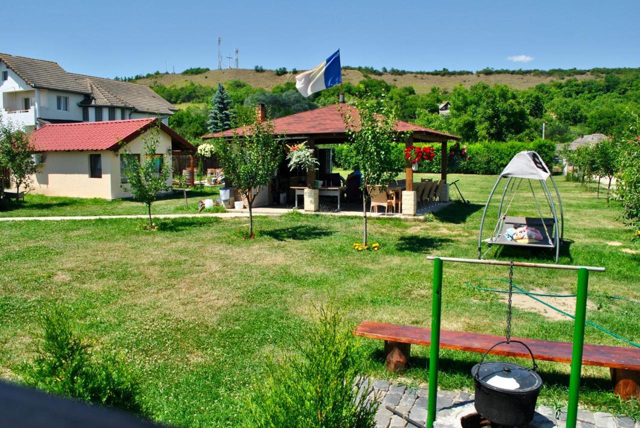 Camping La Foisor Турда Екстериор снимка