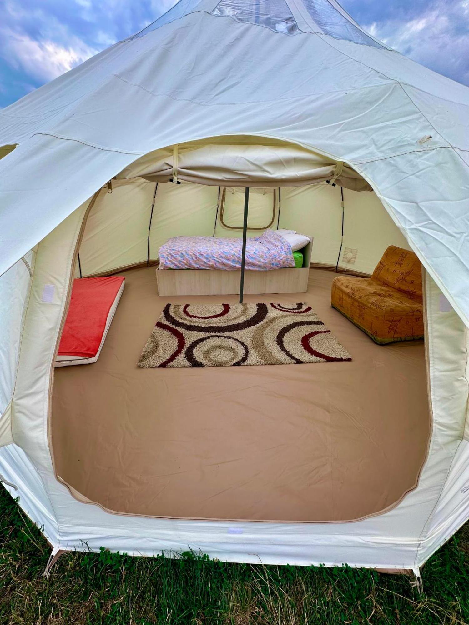 Camping La Foisor Турда Екстериор снимка